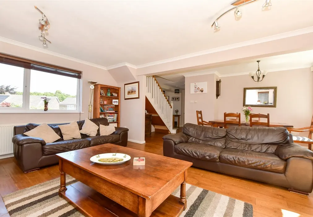 Lounge - Blythe Road, Maidstone, Kent - Wards of Kent