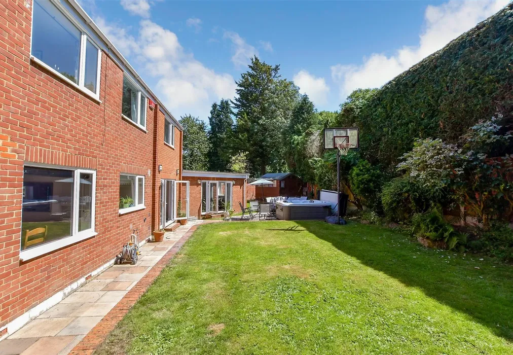 Rear Garden - Blythe Road, Maidstone, Kent - Wards of Kent