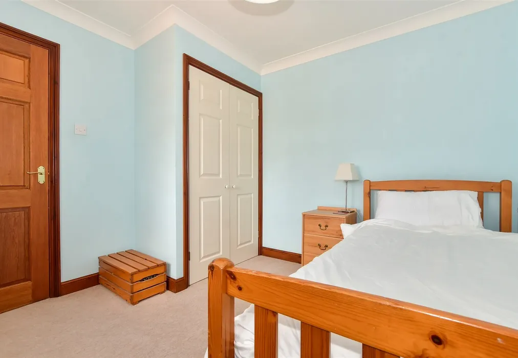 Bedroom 5 - The Maltings, Walmer, Deal, Kent - Wards of Kent