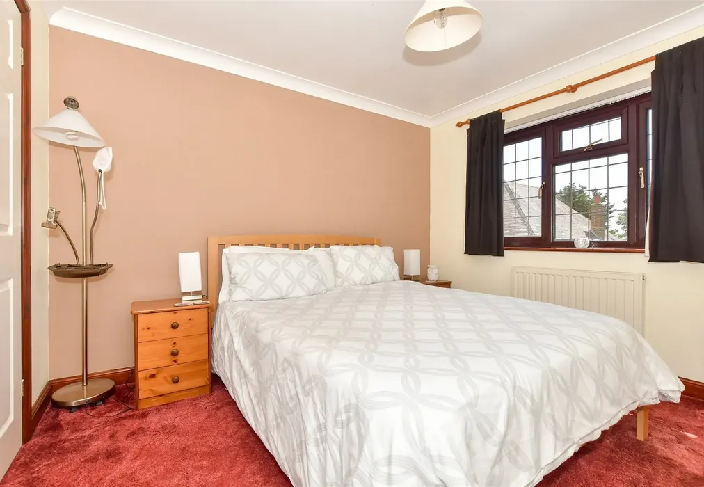 Bedroom 2 - The Maltings, Walmer, Deal, Kent - Wards of Kent
