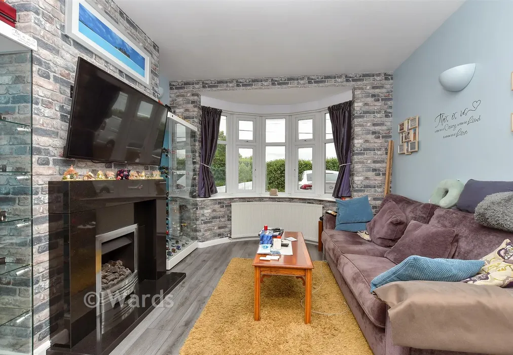 Lounge - Hempstead Lane, Bapchild, Sittingbourne, Kent - Wards of Kent