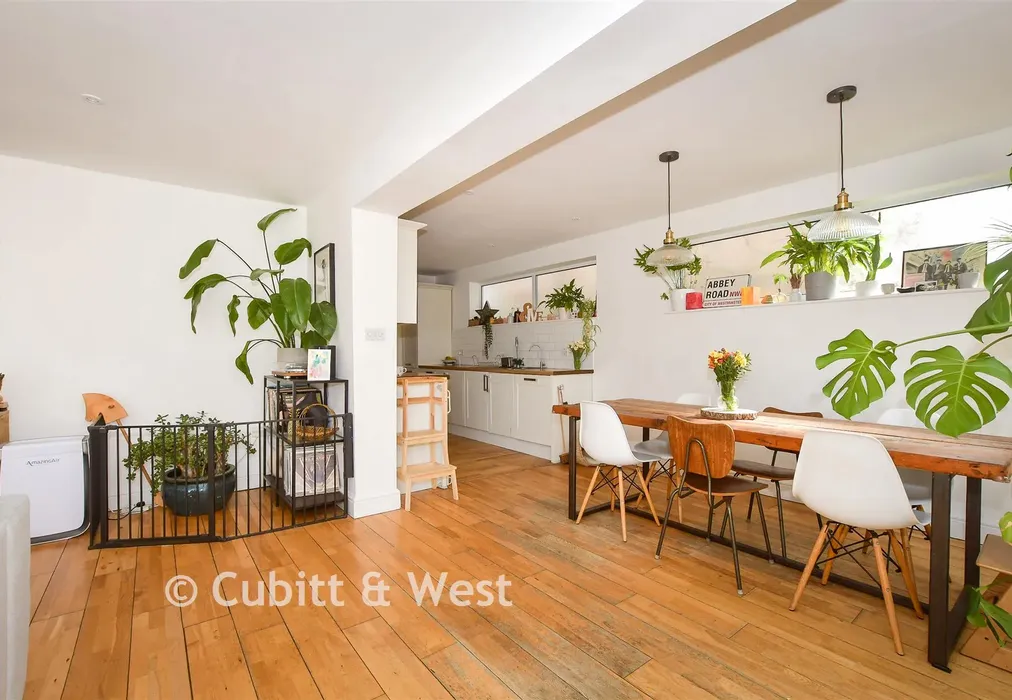 Kitchen/ Diner - Southlands, East Grinstead, West Sussex - Wards of Kent