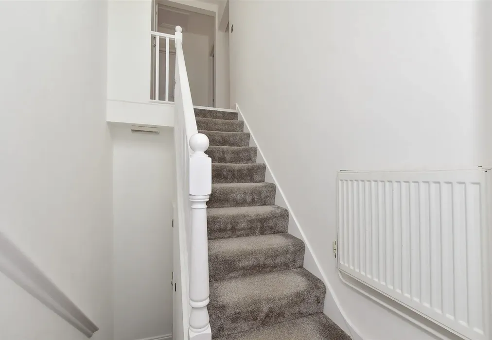 Landing - Ethelbert Road, Margate, Kent - Wards of Kent