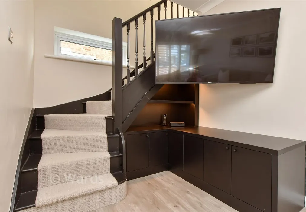 Hallway - Chilham Road, Maidstone, Kent - Wards of Kent