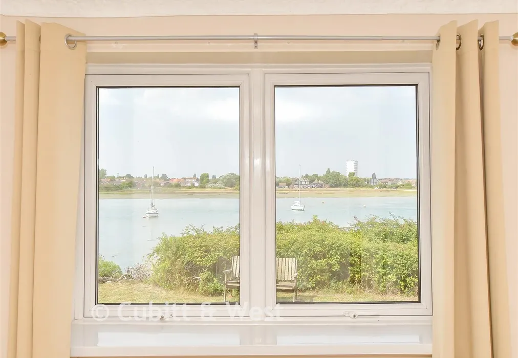 Internal Lifestyle Photograph - Horse Sands Close, Southsea, Hampshire - Wards of Kent