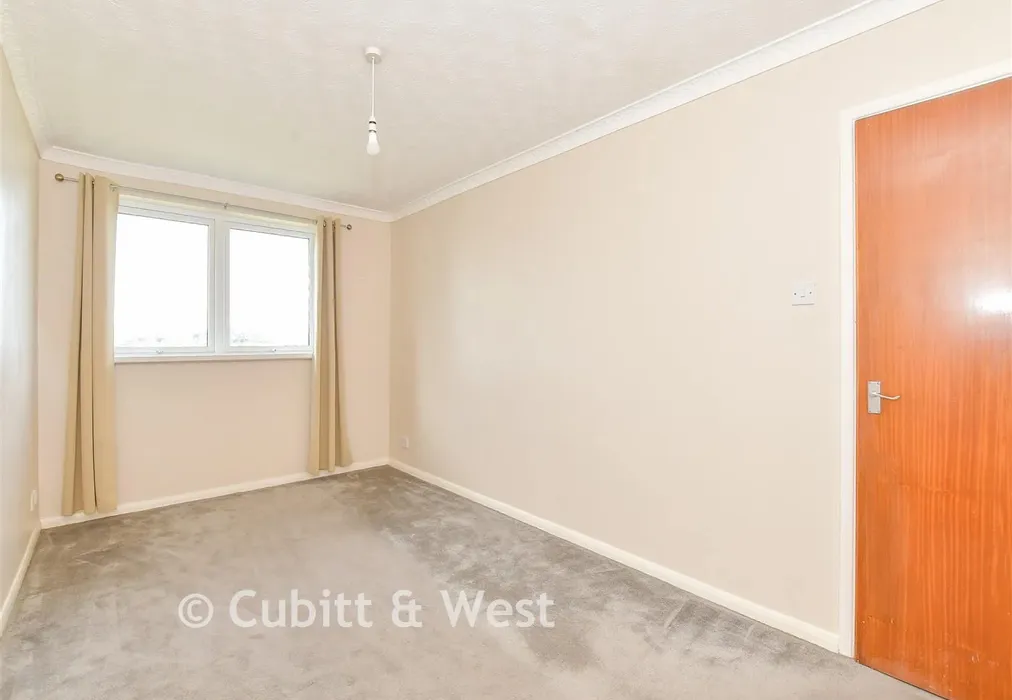 Lounge - Horse Sands Close, Southsea, Hampshire - Wards of Kent