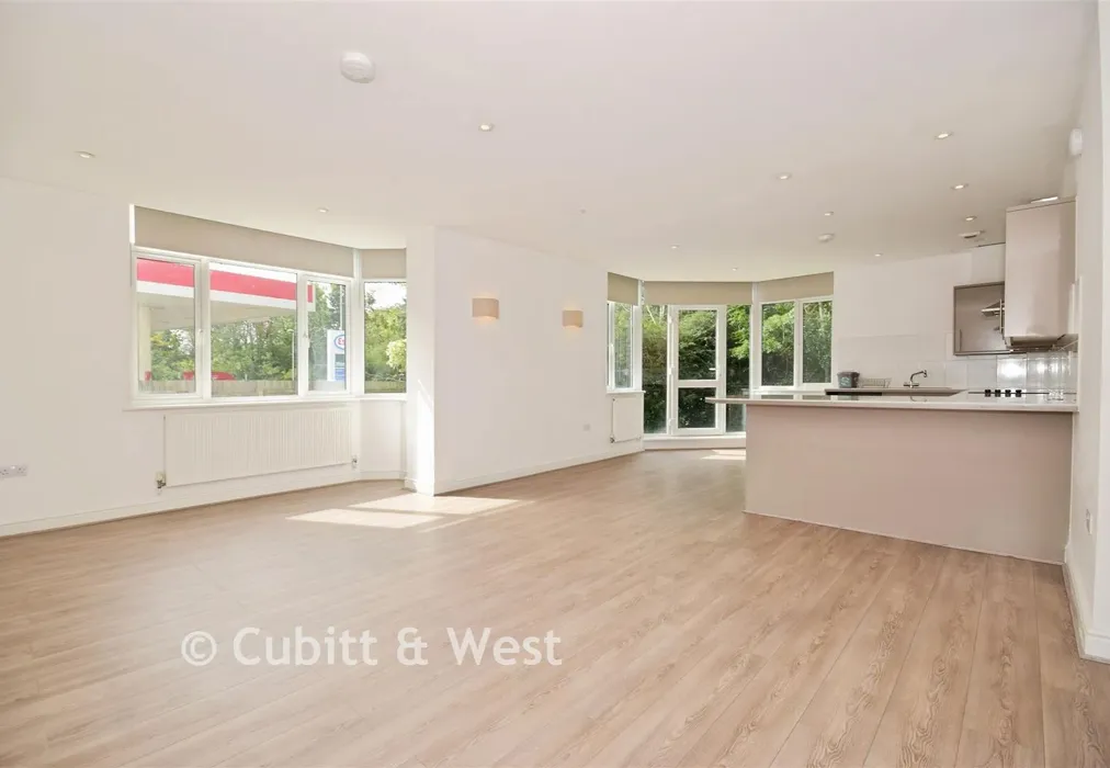 Kitchen/Diner - Wood Street, East Grinstead, West Sussex - Wards of Kent
