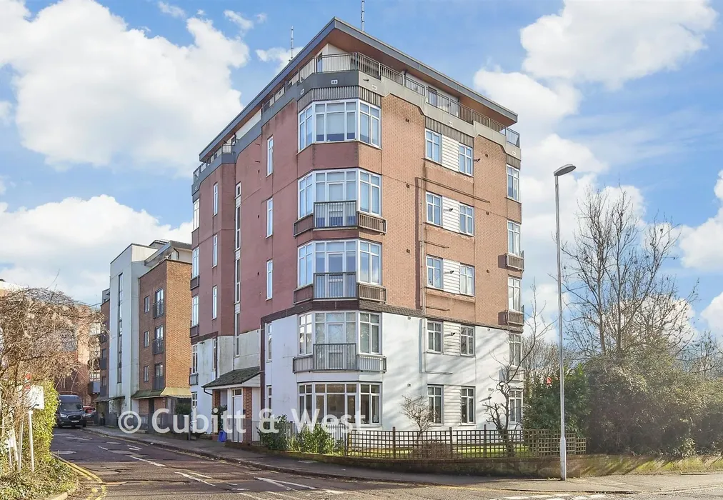 External (Web) - Wood Street, East Grinstead, West Sussex - Wards of Kent