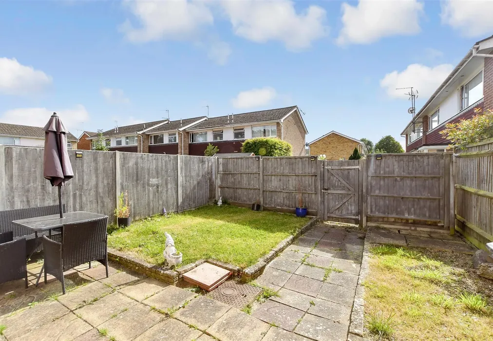 Rear Garden - Willington Street, Maidstone, Kent - Wards of Kent