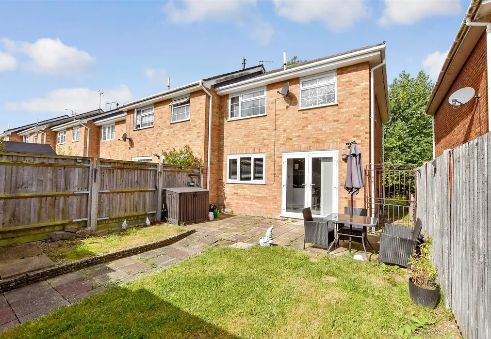 Rear Garden - Willington Street, Maidstone, Kent - Wards of Kent