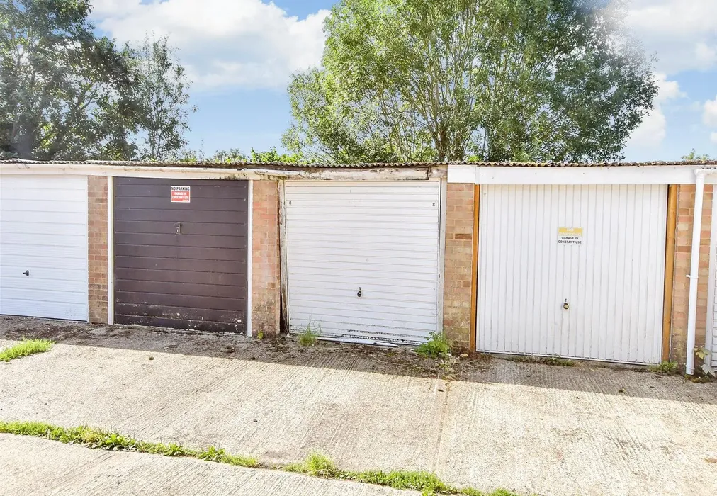 Garage/Parking - Willington Street, Maidstone, Kent - Wards of Kent