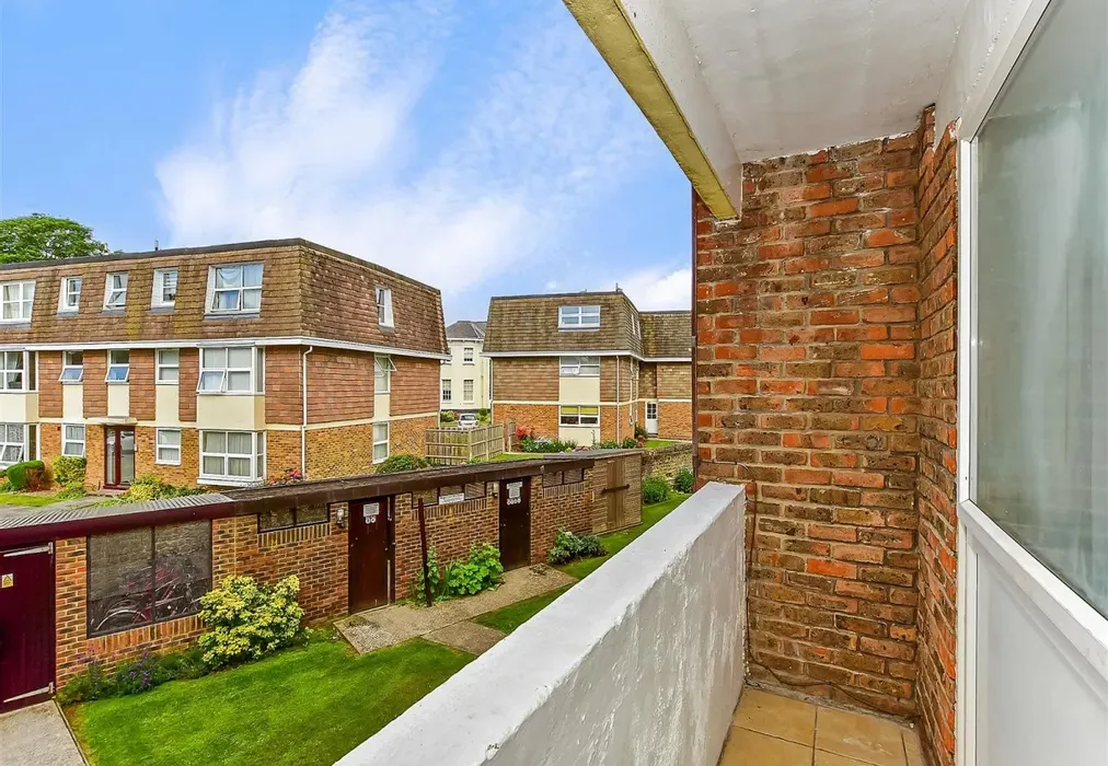 Balcony - High Street, Bognor Regis, West Sussex - Wards of Kent
