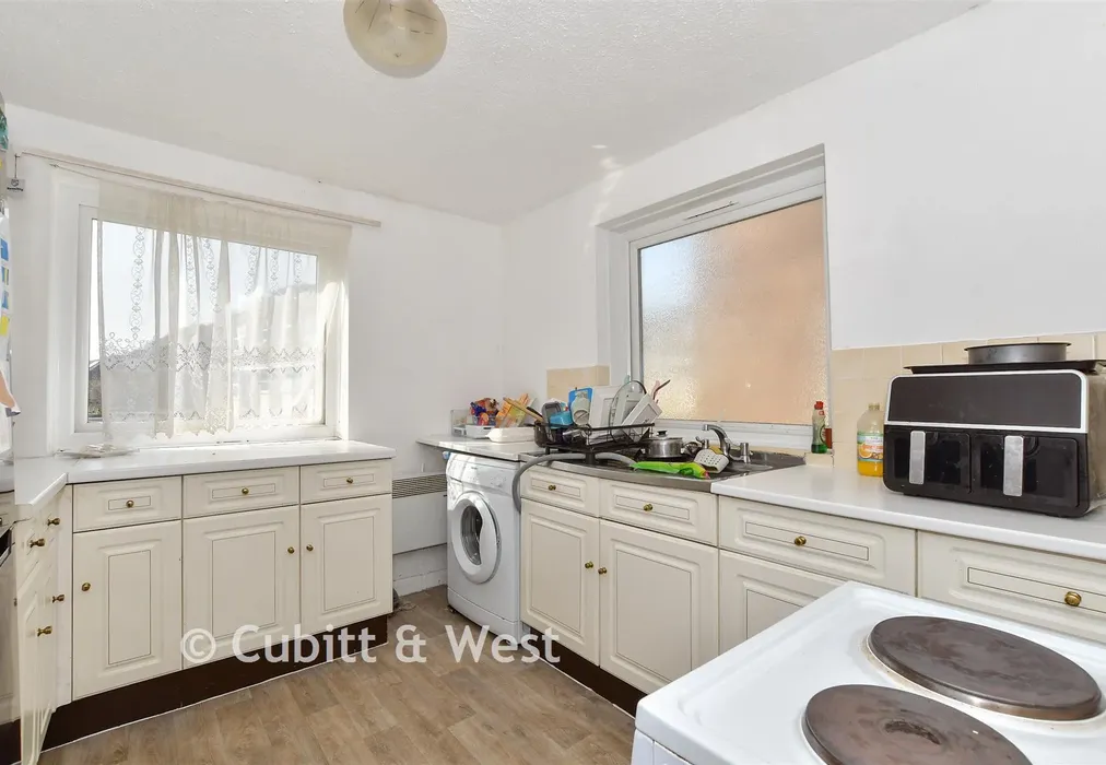 Kitchen - High Street, Bognor Regis, West Sussex - Wards of Kent