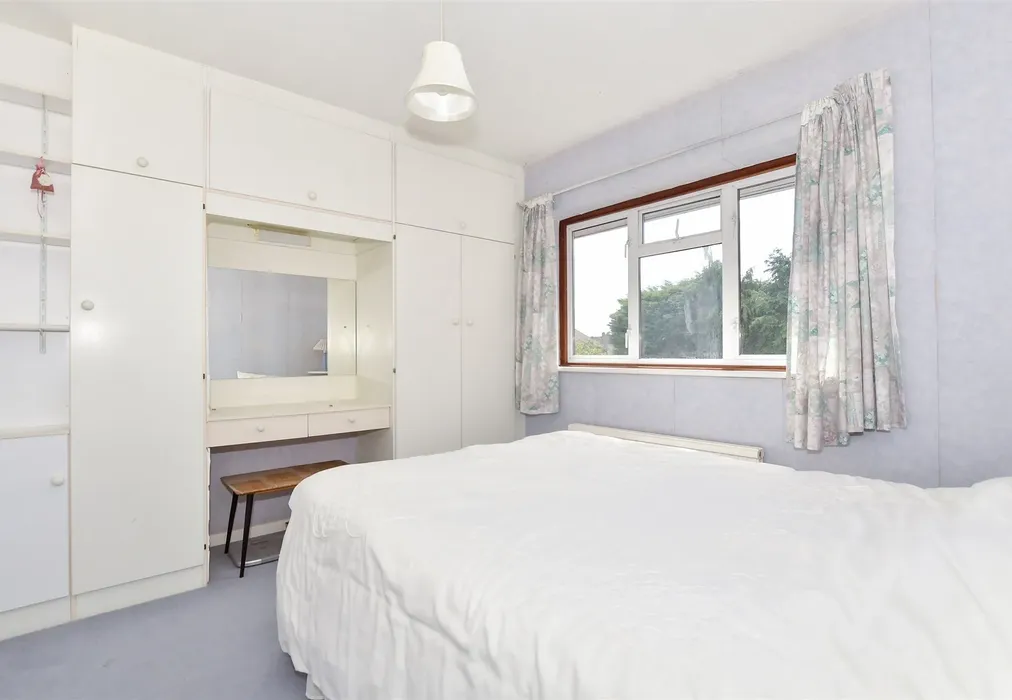 Bedroom 2 - Handel Walk, Tonbridge, Kent - Wards of Kent