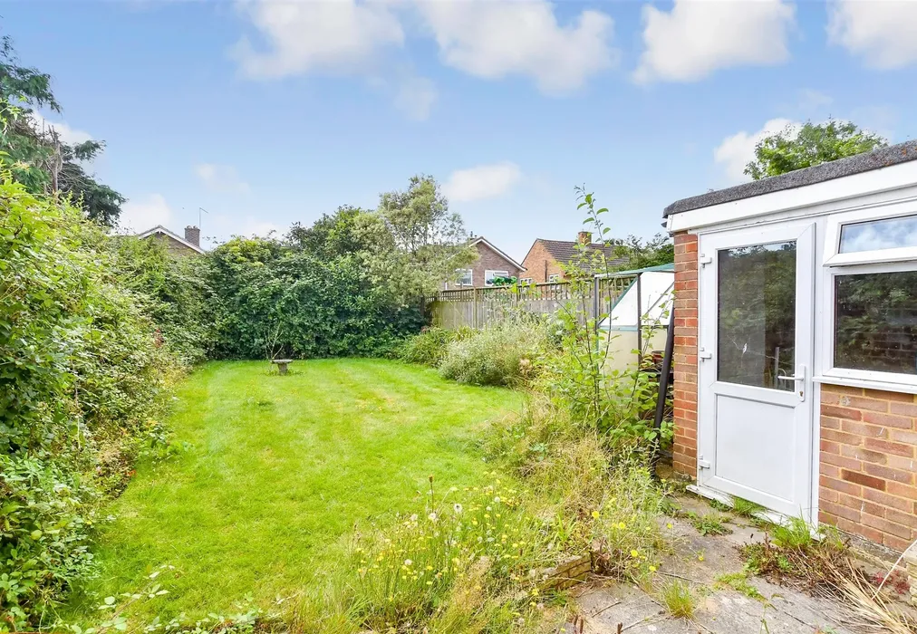 Rear Garden - Handel Walk, Tonbridge, Kent - Wards of Kent
