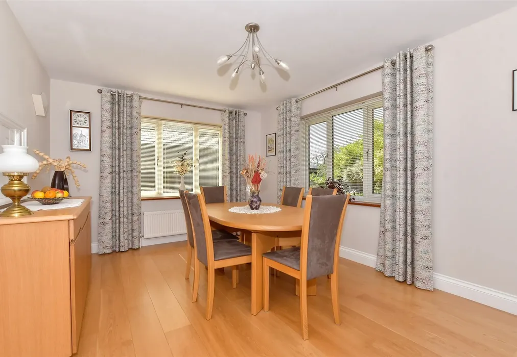 Dining Room - Beacon Lane, Woodnesborough, Sandwich, Kent - Wards of Kent