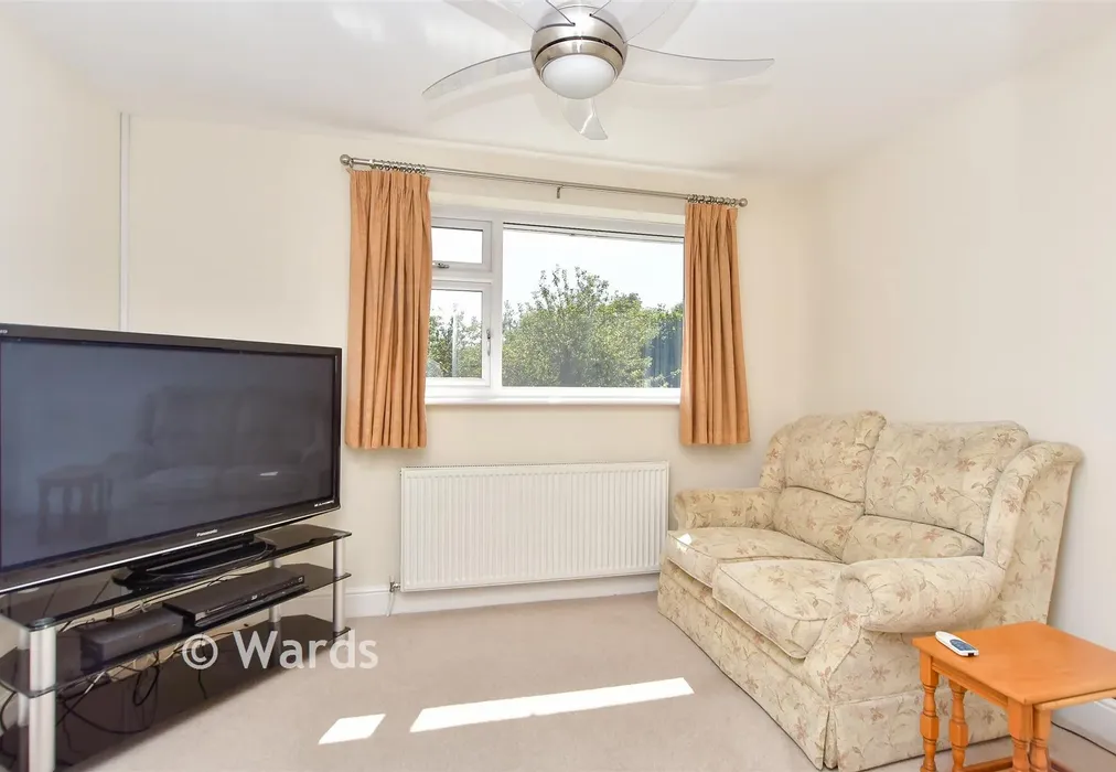 Bedroom 4 - Robin Hood Lane, Walderslade, Chatham, Kent - Wards of Kent