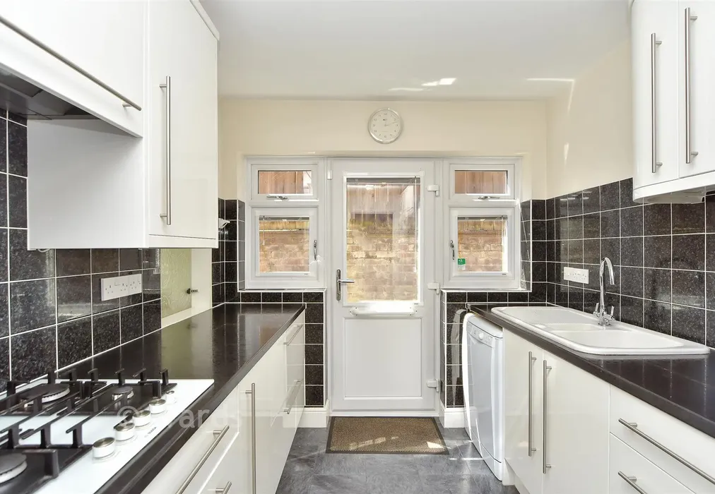 Kitchen - Robin Hood Lane, Walderslade, Chatham, Kent - Wards of Kent