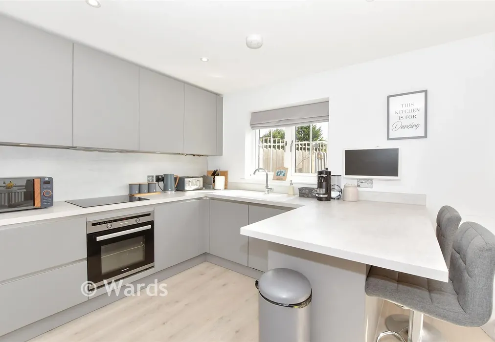 Kitchen/Diner - Sapphire Park, Sutton Valence, Kent - Wards of Kent