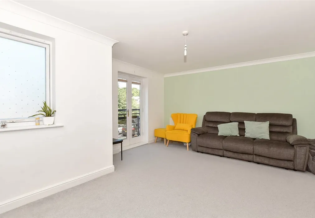 Lounge - Jackwood Way, Tunbridge Wells, Kent - Wards of Kent
