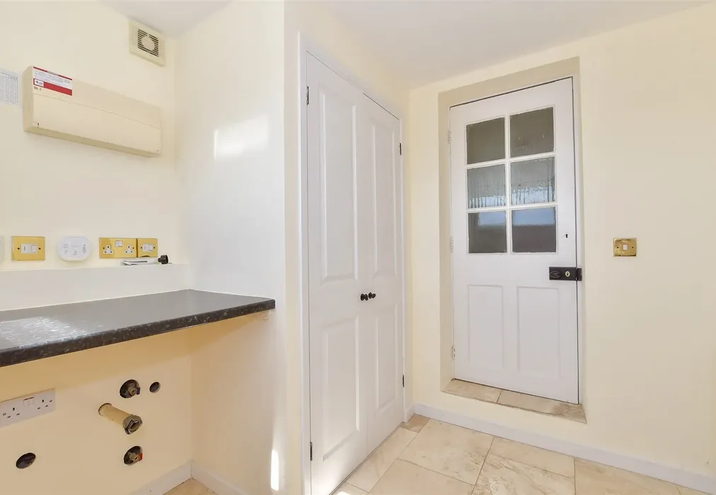 Utility Room - Cherry Lane, Great Mongeham, Deal, Kent - Wards of Kent