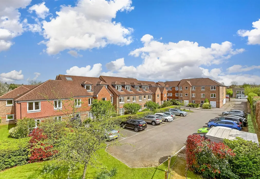 Front - London Road, Redhill, Surrey - Wards of Kent
