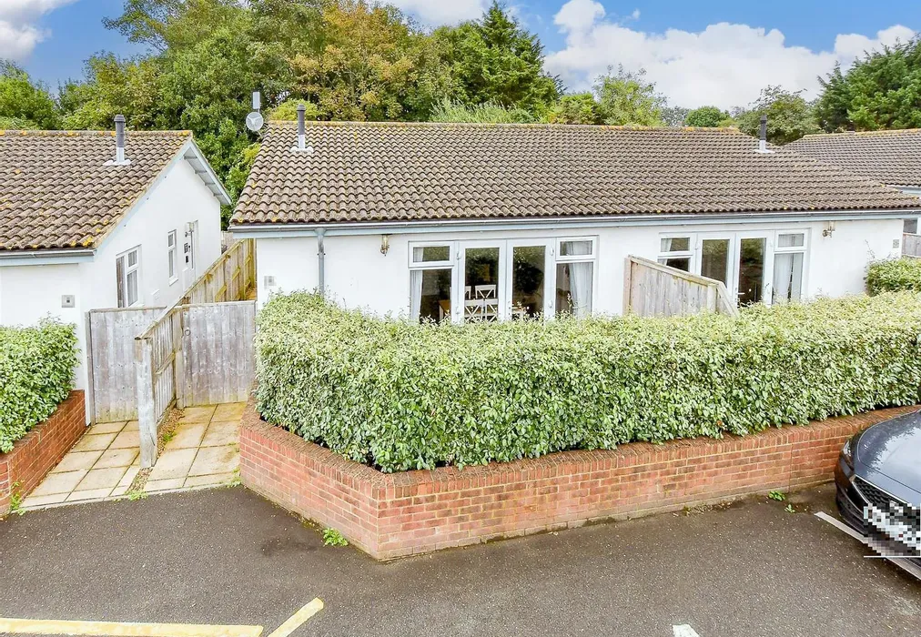 Front Aspect - Fort Warden Road, Totland Bay, Isle of Wight - Wards of Kent