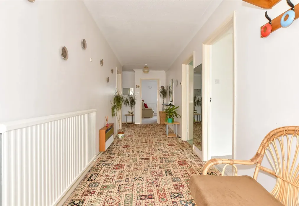 Hallway - Northdown Road, Cliftonville, Margate, Kent - Wards of Kent