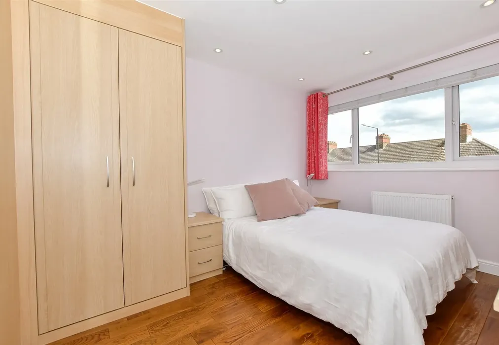 Bedroom 1 - Holborough Road, Snodland, Kent - Wards of Kent
