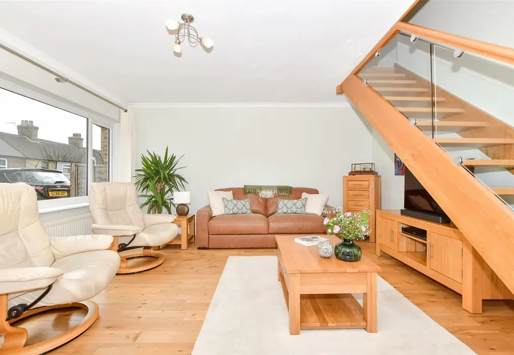 Lounge - Holborough Road, Snodland, Kent - Wards of Kent