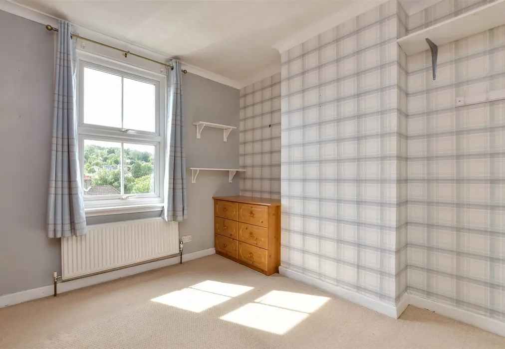 Bedroom 1 - Godstone Road, Purley, Surrey - Wards of Kent