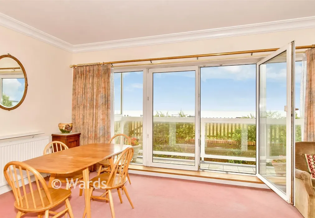 External Lifestyle Photograph - South Road, Hythe, Kent - Wards of Kent