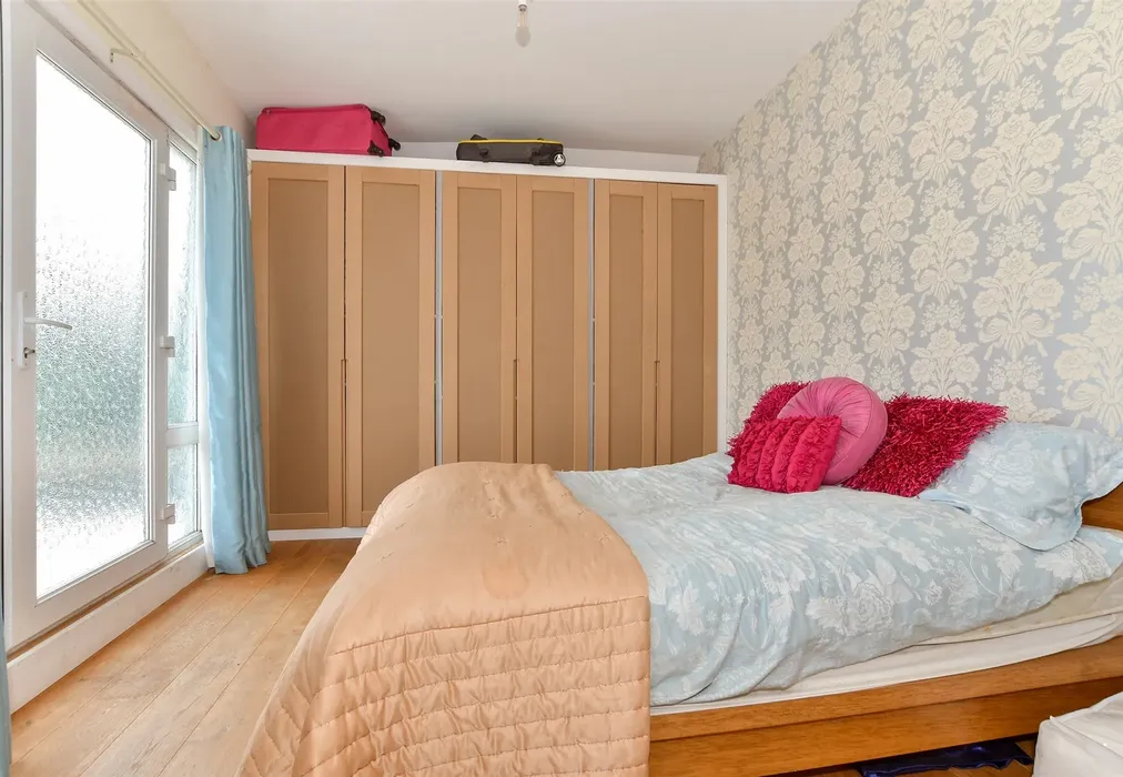 Bedroom 4 - High Road, Thornwood, Essex - Wards of Kent