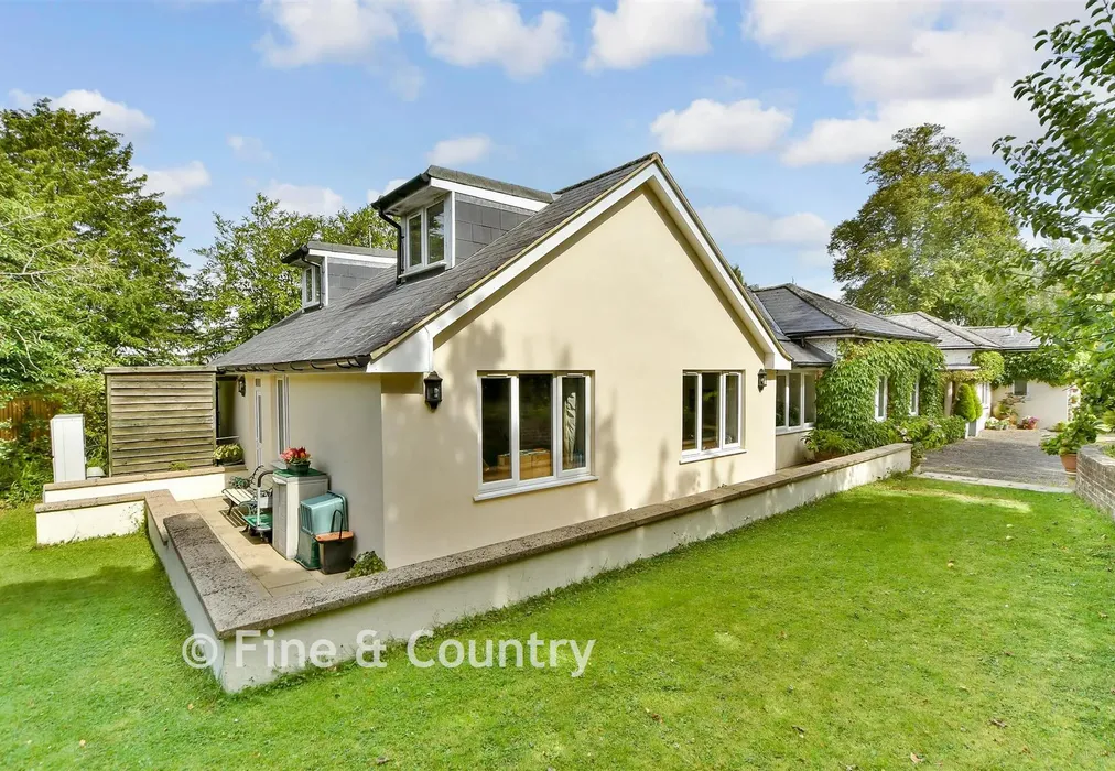 Front Elevation - The Ferns, Tunbridge Wells, Kent - Wards of Kent