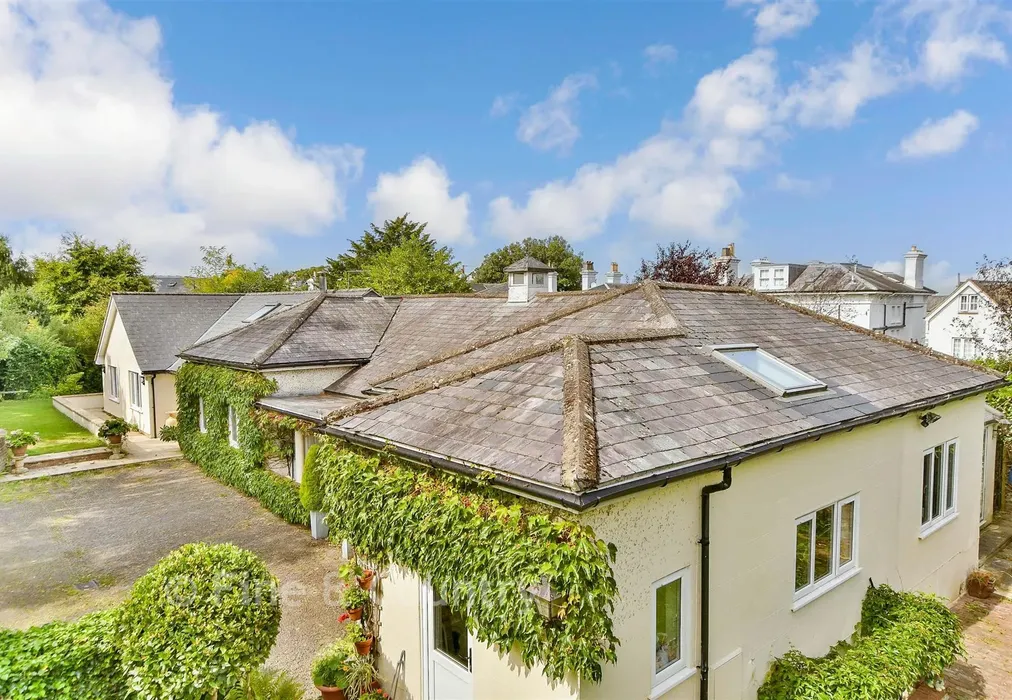 Front Elevation - The Ferns, Tunbridge Wells, Kent - Wards of Kent