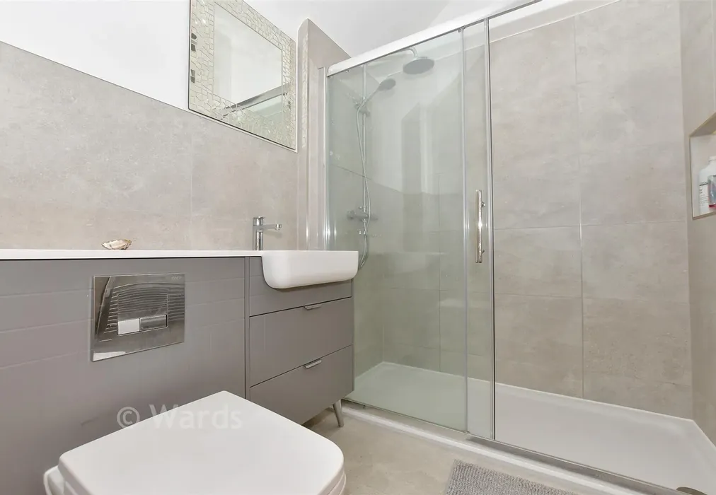 En-Suite Shower Room - Borstal Hill, Whitstable, Kent - Wards of Kent