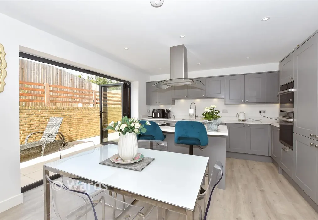 Kitchen/Diner - Borstal Hill, Whitstable, Kent - Wards of Kent