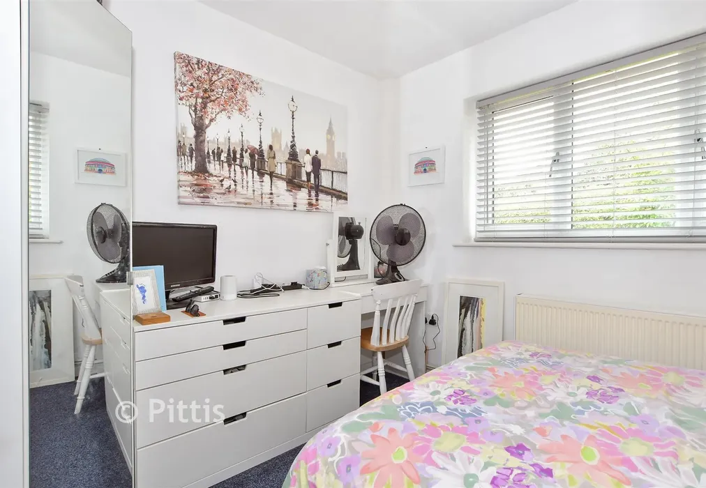 Bedroom 2 - Wrax Road, Brading, Sandown, Isle of Wight - Wards of Kent