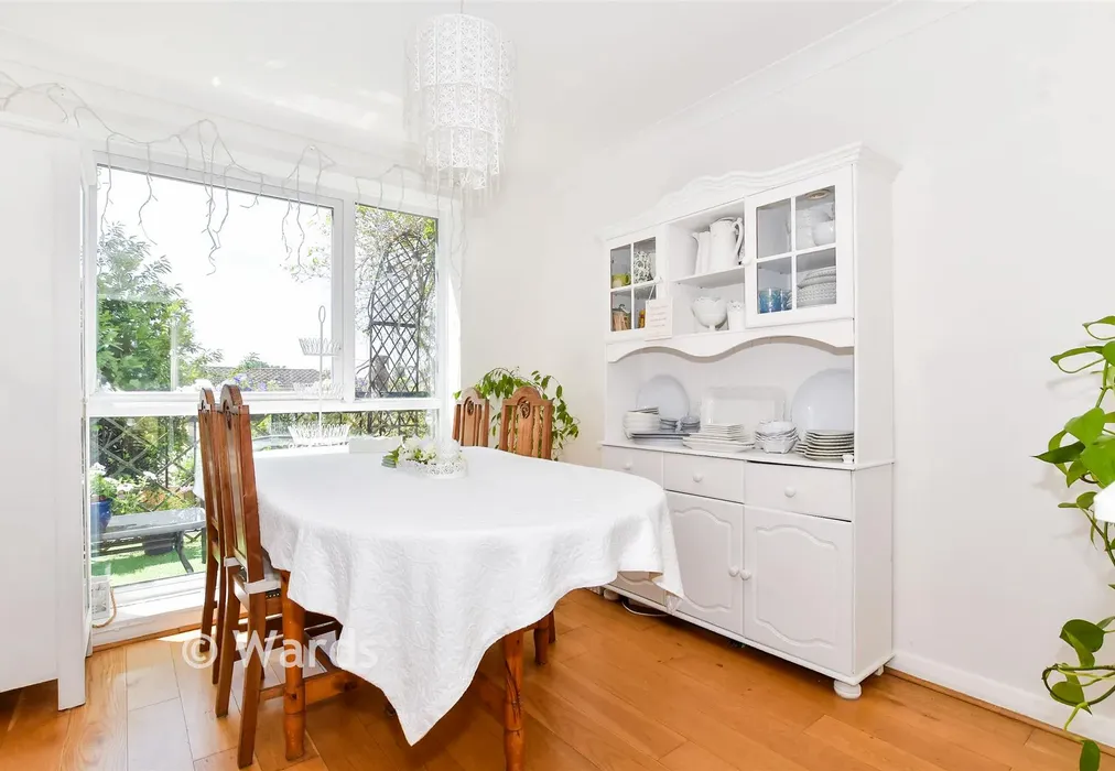 Dining Room - Redleaf Close, Tunbridge Wells, Kent - Wards of Kent