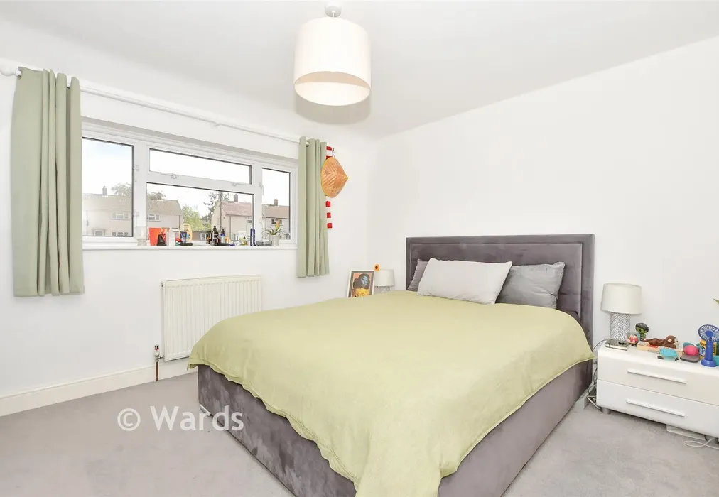 Bedroom 1 - Turner Road, Tonbridge, Kent - Wards of Kent