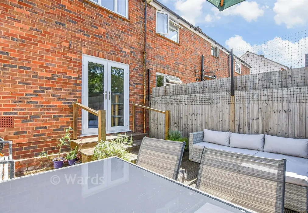 Patio / Decking - Turner Road, Tonbridge, Kent - Wards of Kent