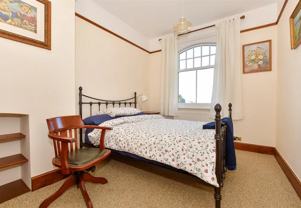Bedroom 3 - Monks Lane, Freshwater, Isle of Wight - Wards of Kent
