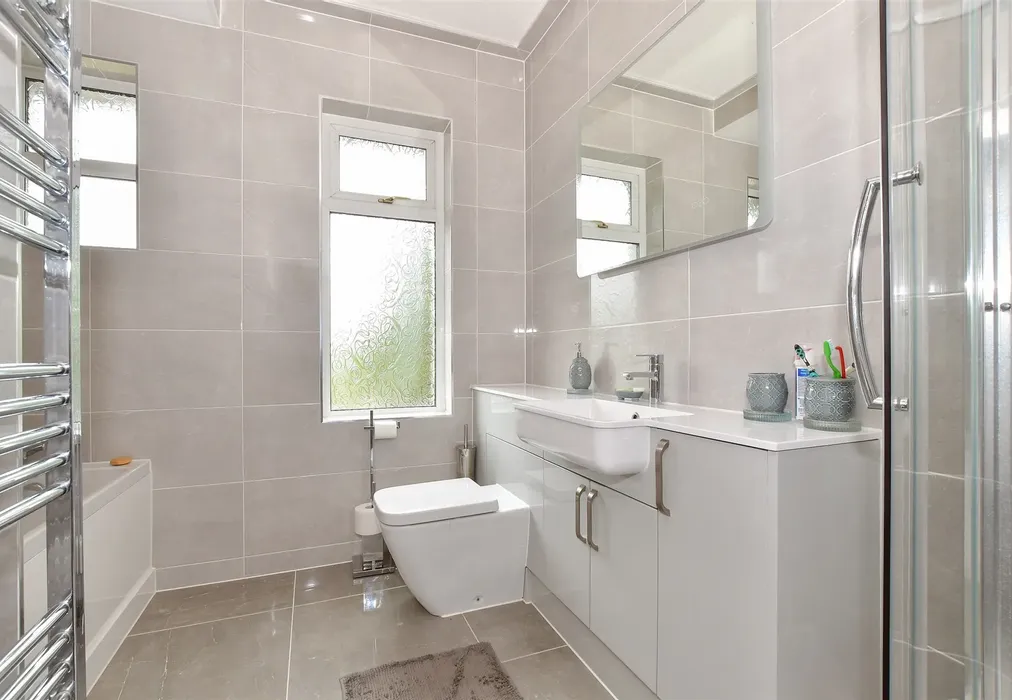 Bathroom - Main Road, Whiteley Bank, Isle of Wight - Wards of Kent