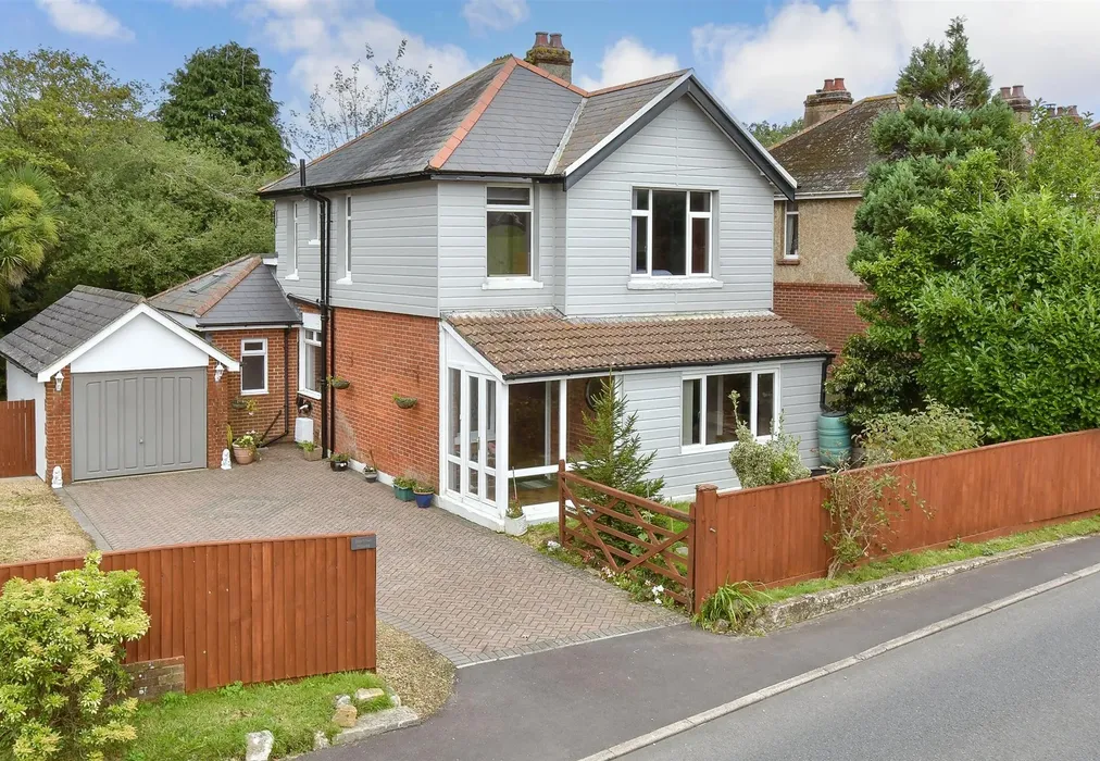 Front Aspect - Main Road, Whiteley Bank, Isle of Wight - Wards of Kent
