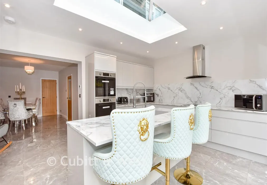 Kitchen - Fourth Avenue, Denvilles, Havant, Hampshire - Wards of Kent