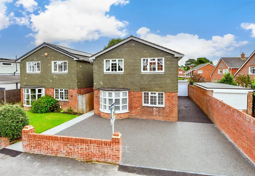 External (Web) - Fourth Avenue, Denvilles, Havant, Hampshire - Wards of Kent