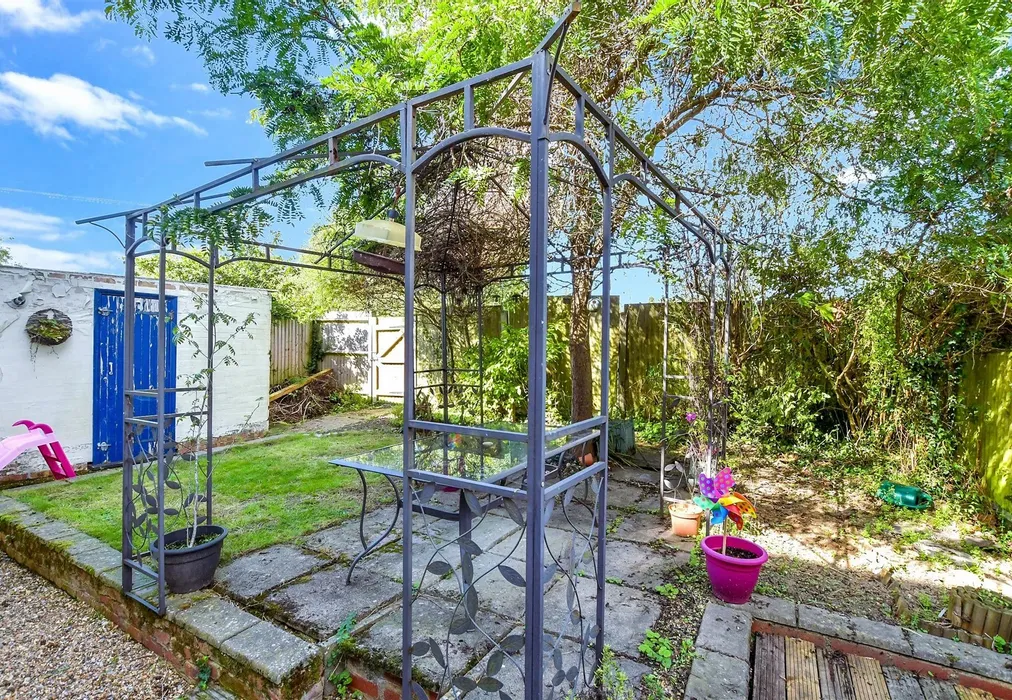 Rear Garden - Captains Close, Sutton Valence, Kent - Wards of Kent