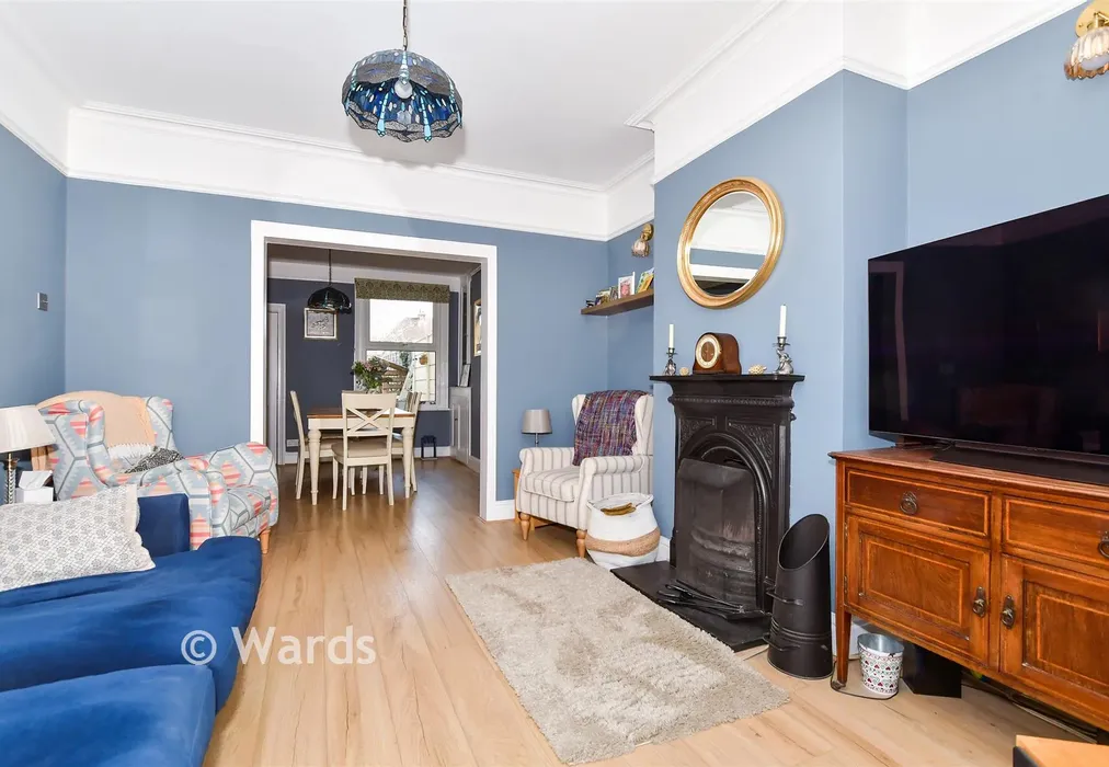 Lounge - St. Philip's Avenue, Maidstone, Kent - Wards of Kent