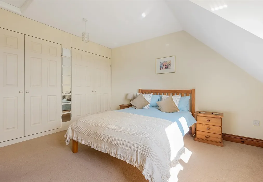 Bedroom 2 - Parrock Lane, Colemans Hatch, East Sussex - Wards of Kent