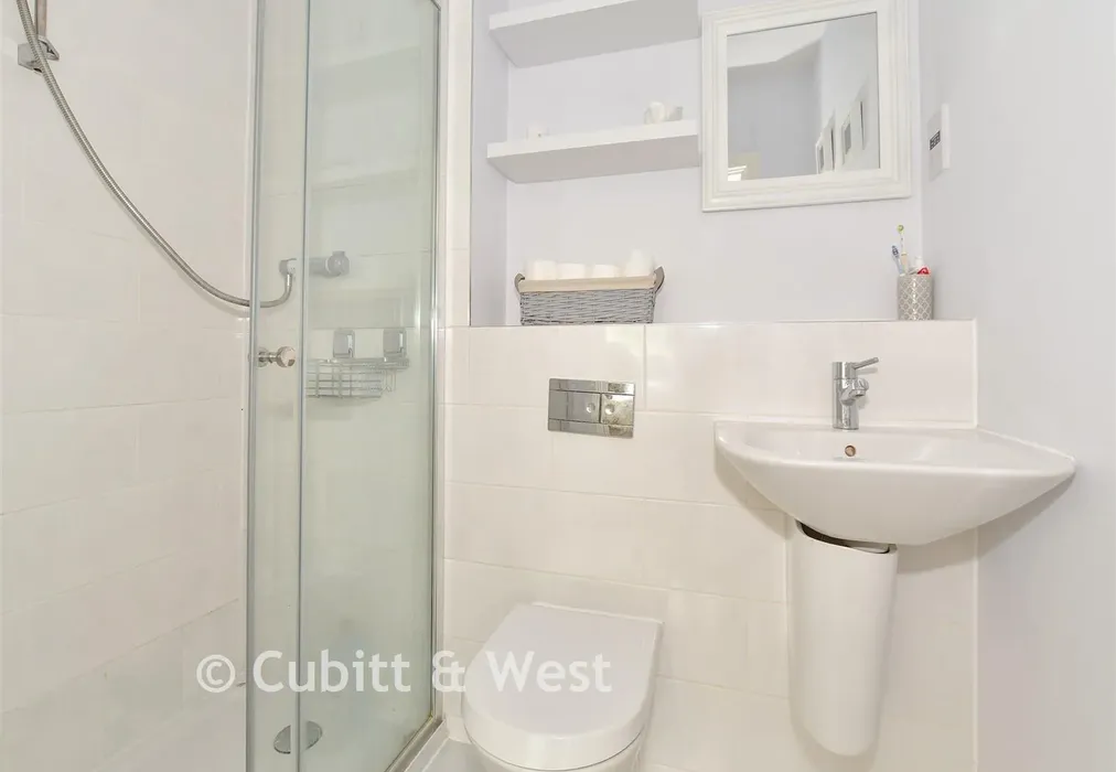 En-Suite Shower Room - Field End, Billingshurst, West Sussex - Wards of Kent